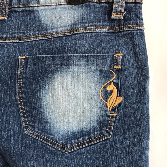 Phat Fashions Silver Label rolled capris with cat on back pocket, size 16 - Picture 6 of 12